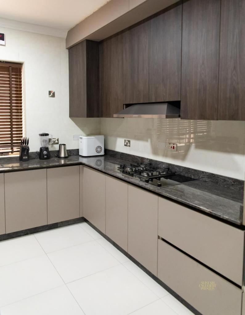 Metro Apartments Lagos Ngoại thất bức ảnh